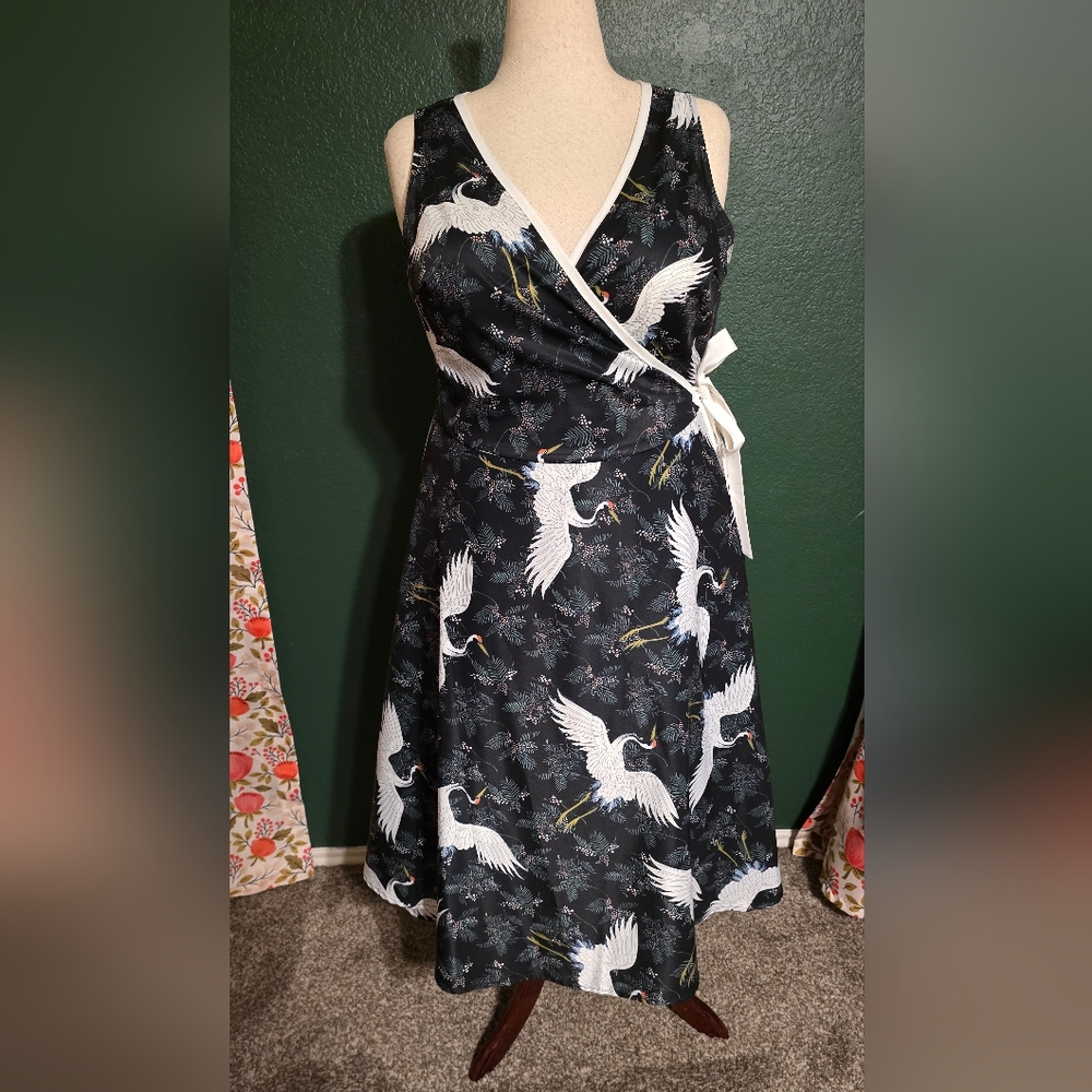 Unique Vintage Black Midi Dress with Crane Design